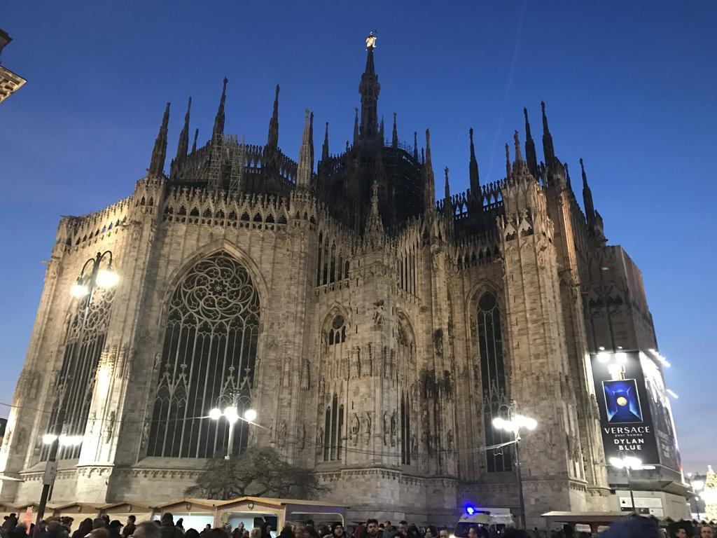 Kibilu - Via Falcone - City Centre - Duomo Milano Eksteriør billede